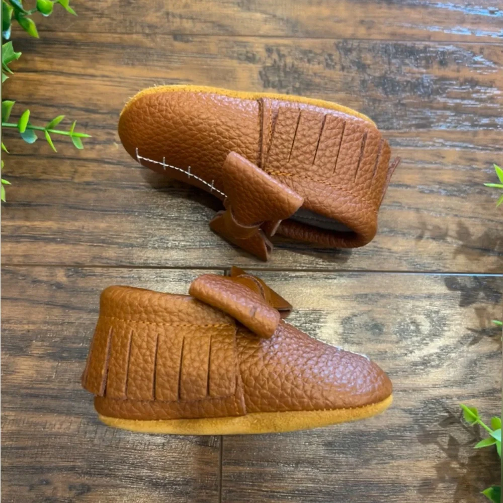 EUC MONKEY FEET Brown Leather Football Game Day Baby Shoes Moccasins Bow 6-12M - Picture 6 of 6